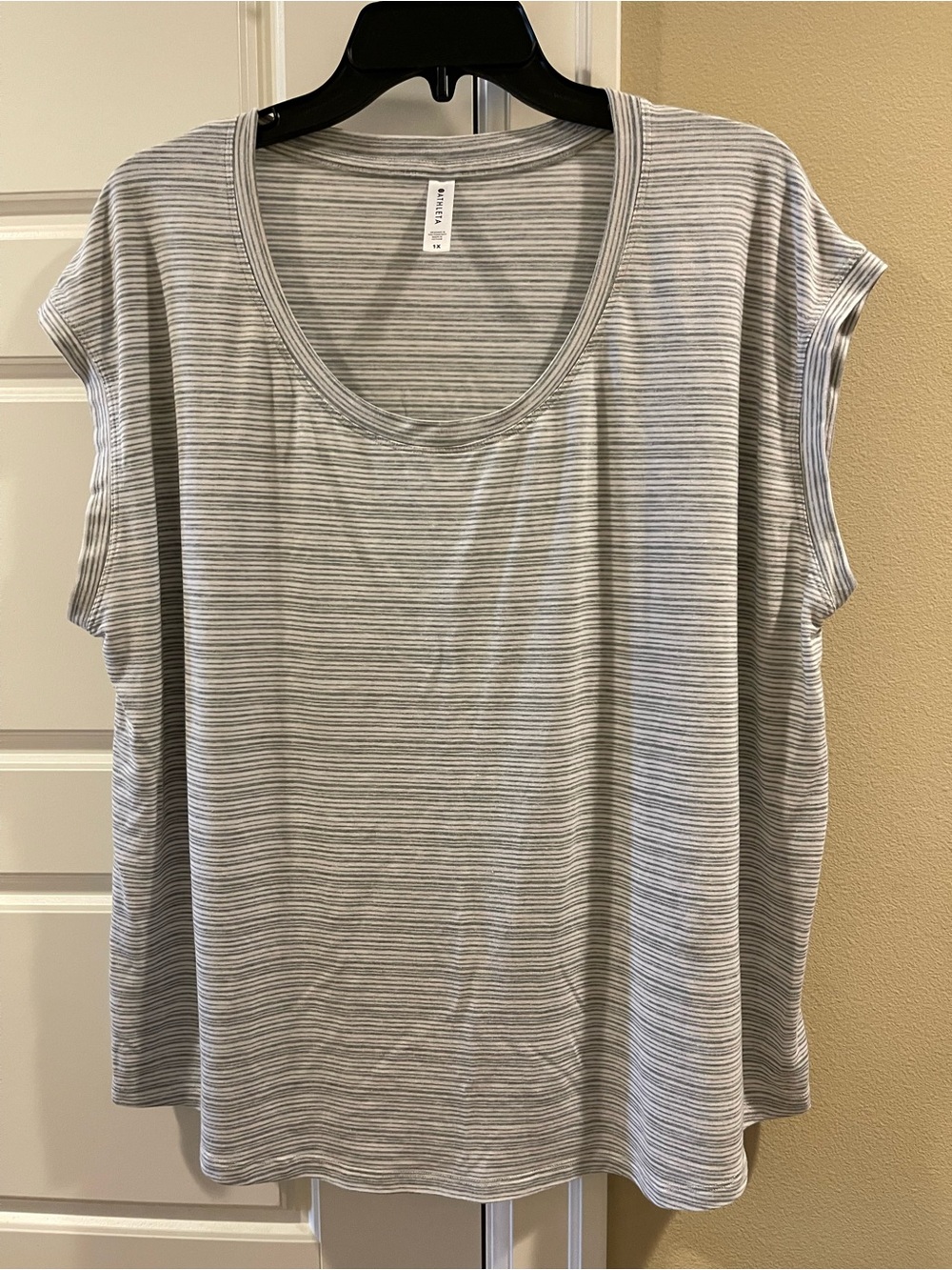 Athleta Gray & White Striped Scoop Neck Short Sleeve Tee